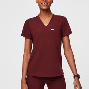 Figs Scrub Top